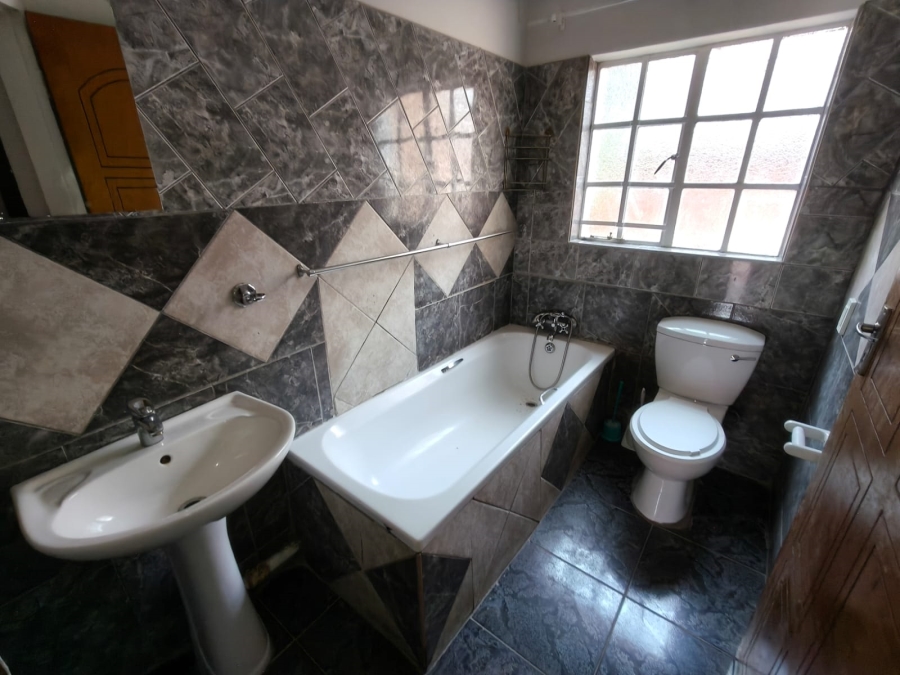 Commercial Property for Sale in Heuwelsig North West